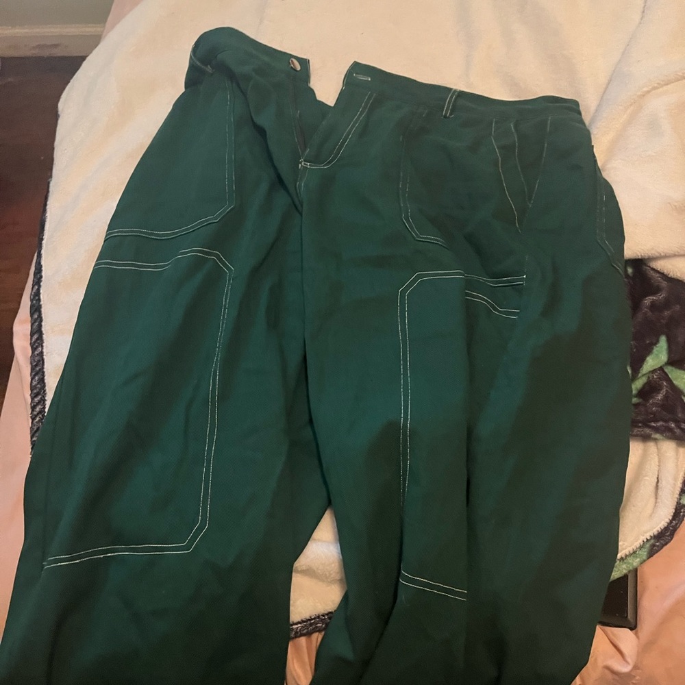 Green cider pants